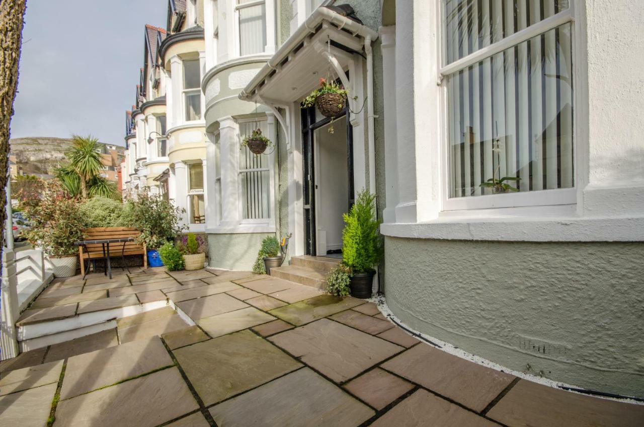 لاندودنو Welsh Cosy Apartments المظهر الخارجي الصورة